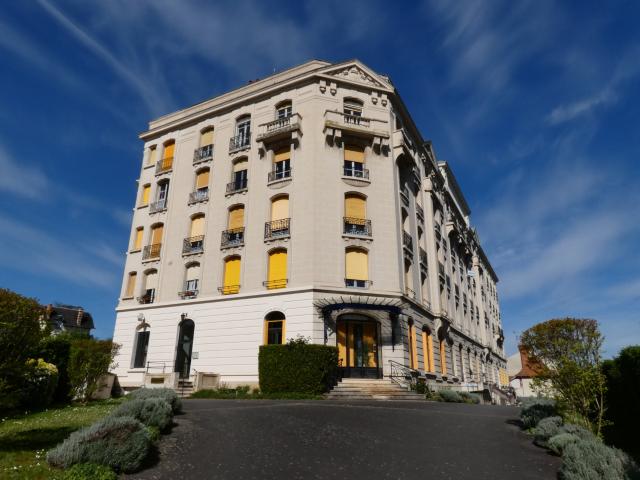 Appartement vente à Montluçon, Néris-les-bains