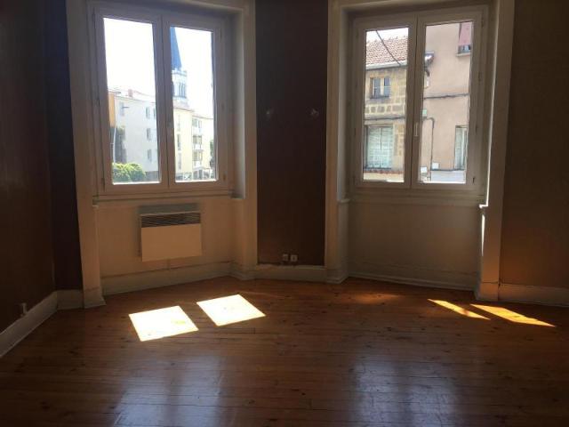 Appartement location à Saint-Étienne, L'etrat