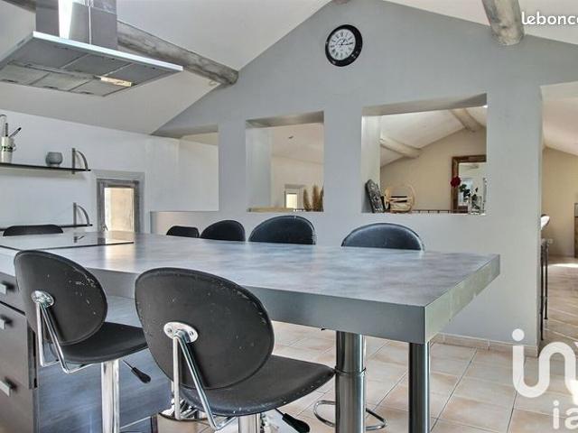 Appartement vente à Carpentras, Caromb