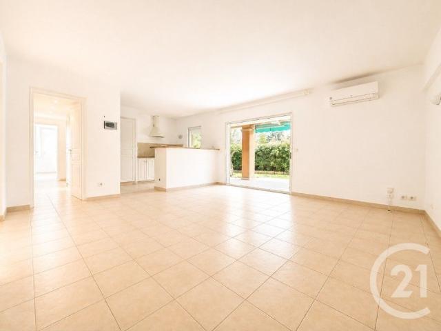 Appartement vente à Le Colombier, Cogolin