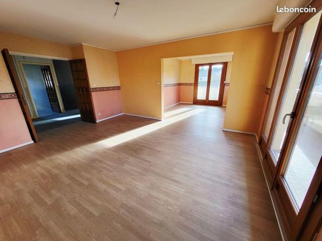 Appartement vente à Gourdon, Ussel