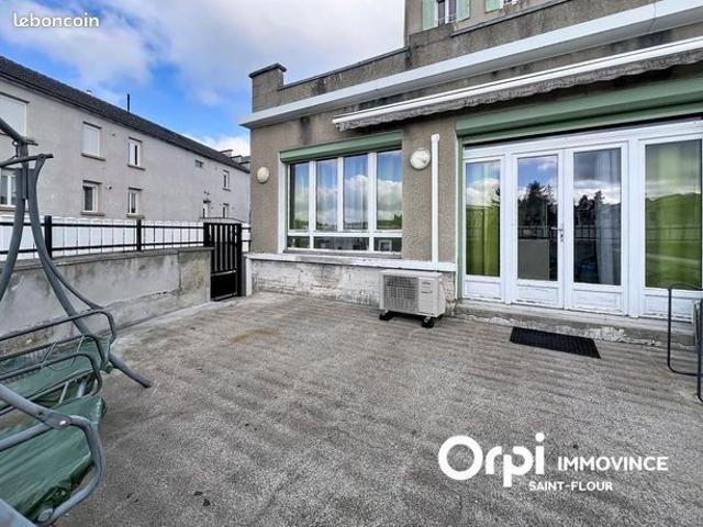 Appartement vente à Saint-Flour, Ruynes-en-margeride