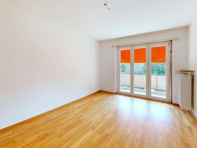 Apartment mieten in Einigen, Zürich