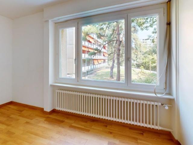 Apartment mieten in Einigen, Zürich