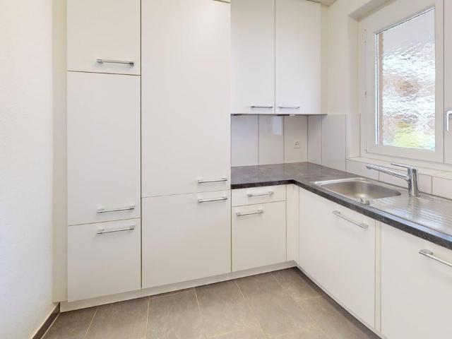 Apartment mieten in Einigen, Zürich