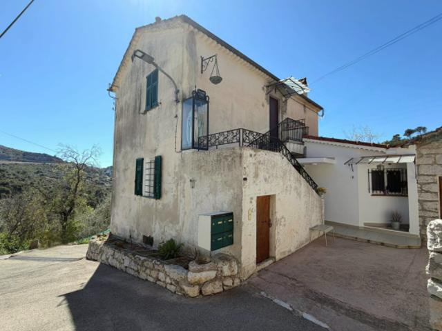 Appartement vente à La Trinité, Alpes-Maritimes