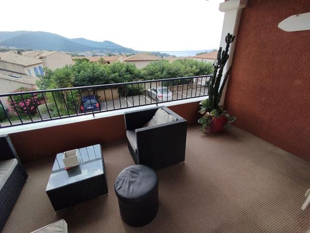 Appartement location à Arrondissement de Toulon, Carqueiranne