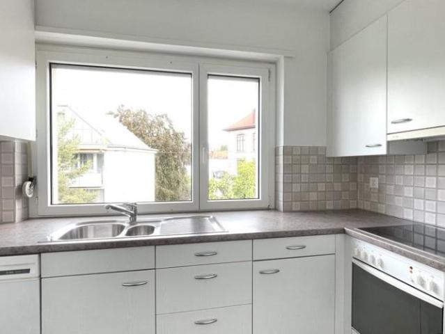 Apartment mieten in Einigen, Zürich