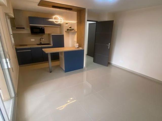 Appartement vente à Arrondissement de Draguignan, Les Adrets-de-l'estérel