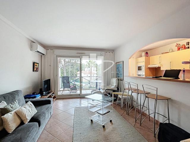 Appartement vente à Arrondissement de Draguignan, Saint-raphaël