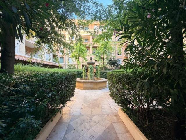 Appartement location à Aix-en-Provence, Aix-en-provence