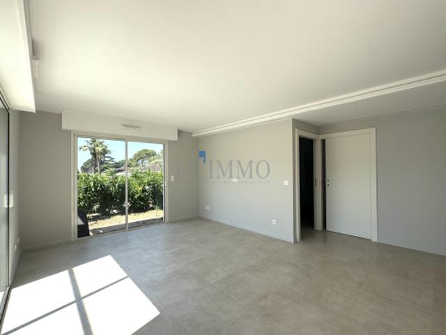 Appartement vente à Arrondissement de Draguignan, Saint-raphaël