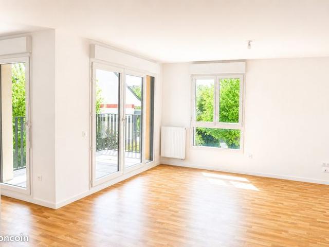 Appartement vente à Tournon-sur-Rhône, Châteaubourg