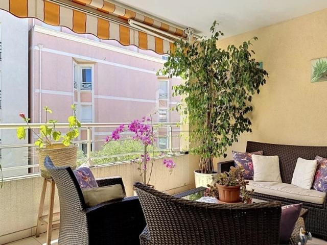 Appartement vente à Arrondissement de Draguignan, Saint-raphaël