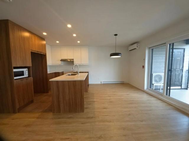 Apartment for rent in Saint-Philippe, Montérégie
