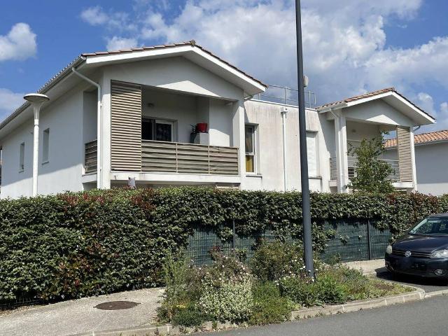 Appartement vente à Saint-médard-en-jalles, La Rue Est