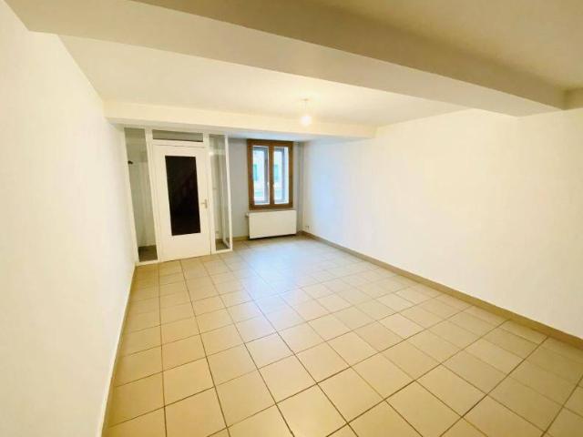 Appartement location à Saint-Romain-des-Îles, Saint-Symphorien-d'Ancelles