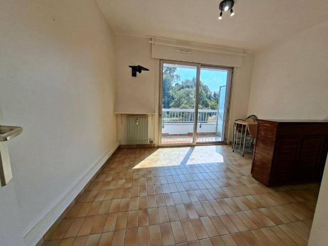 Studio location à Zone artisanale de la Madeleine, Barberaz
