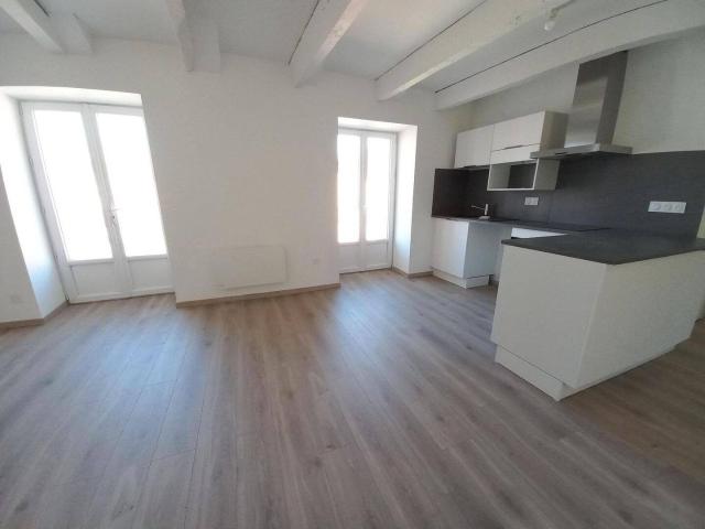 Appartement location à La Roque-Sainte-Marguerite, Aveyron