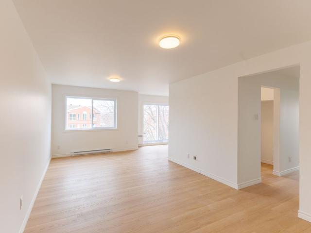 Apartment for rent in Brossard, Quebec