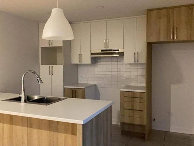 Apartment for rent in Laurentides, Quebec