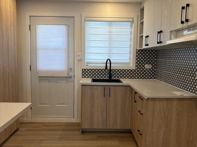 Apartment for rent in Les Chutes-de-la-Chaudière-Est, Lévis