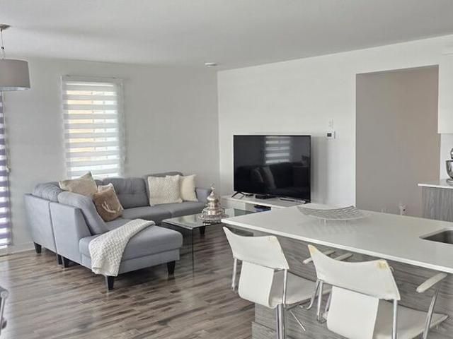 Apartment for rent in Les Moulins, Quebec