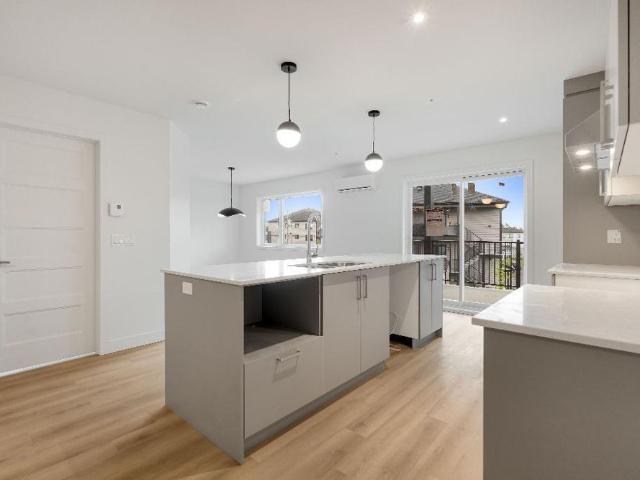 Apartment for rent in Le Haut-saint-françois, Quebec