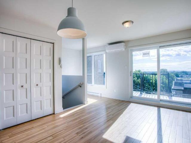 Apartment for rent in St. Leonard's, Quebec
