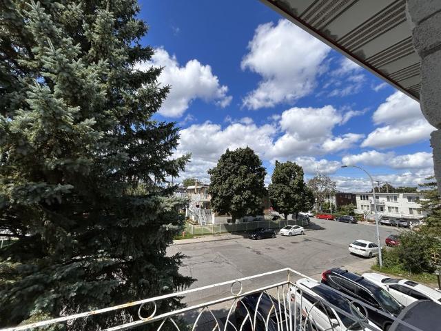 Apartment for rent in Saint-Léonard, Montréal