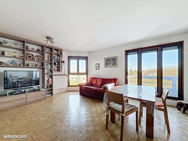 Appartement vente à Suresnes, Hauts-de-Seine