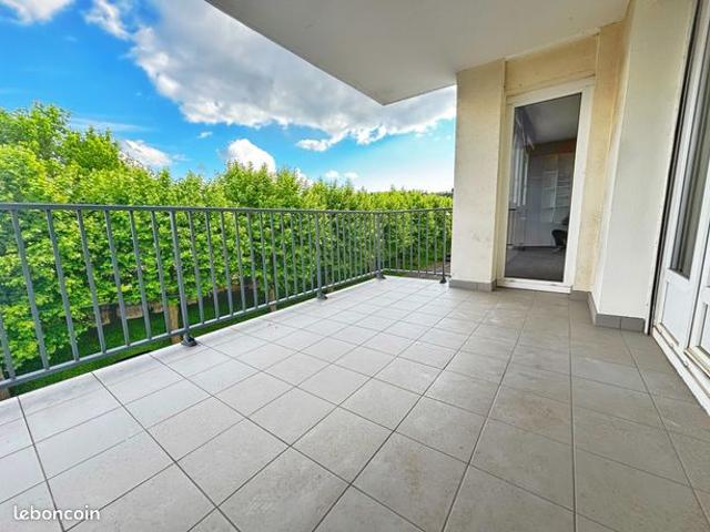 Appartement vente à La Tour-du-Pin, La Verpillière