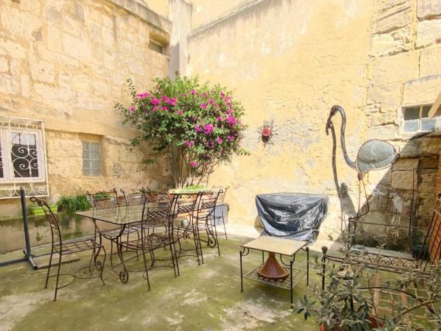 Maison vente à Arles