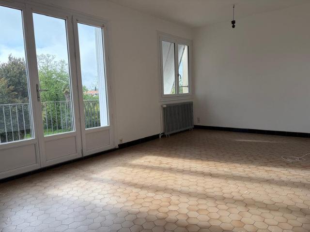Appartement vente à Fontenay-le-Comte, Fontenay-le-comte