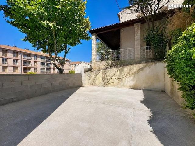 Maison vente à Marseille, Aubagne