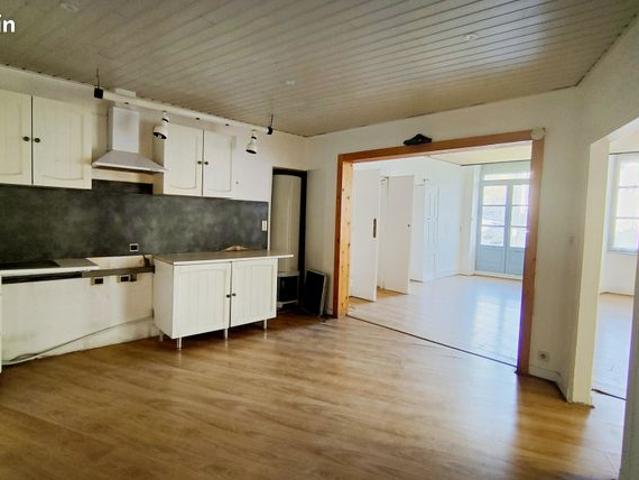 Appartement vente à Largentière, Aubenas