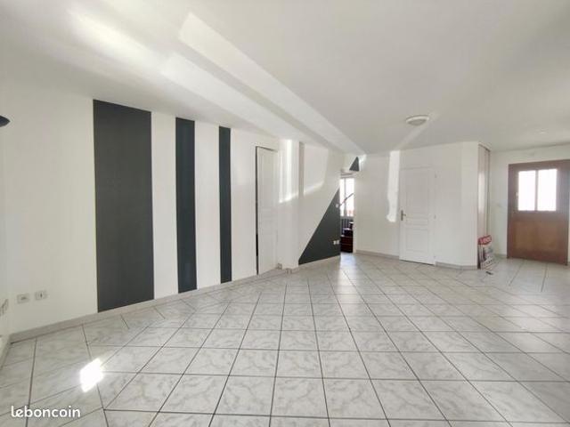 Appartement vente à La Tour-du-Pin, Le Grand-lemps