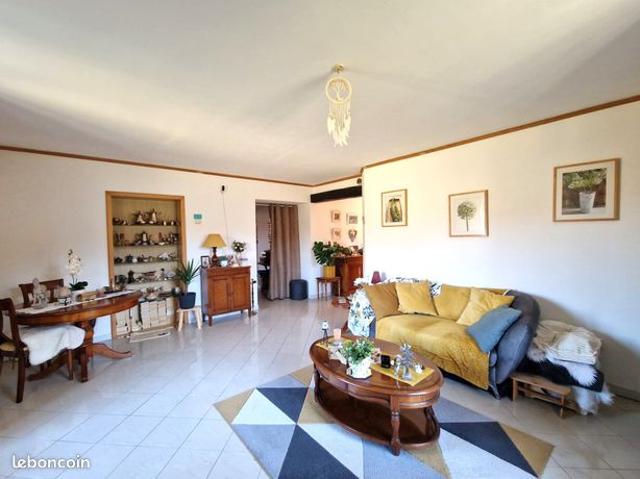 Appartement vente à Montbéliard, Dung