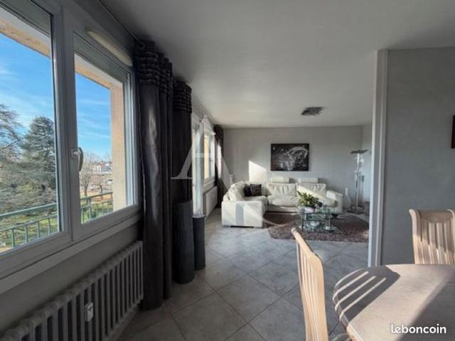 Appartement vente à Bourg-en-Bresse, Bourg-en-bresse