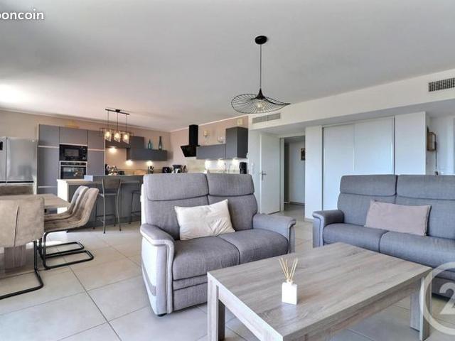 Appartement vente à Fréjus, Var