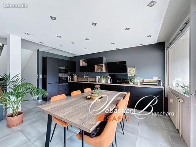 Appartement vente à Saint-Julien-en-Genevois, Seyssel