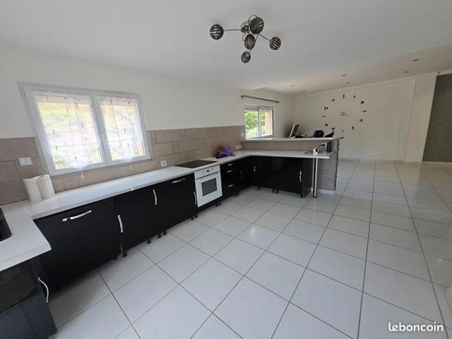 Appartement vente à Saint-Étienne, Saint-paul-en-jarez