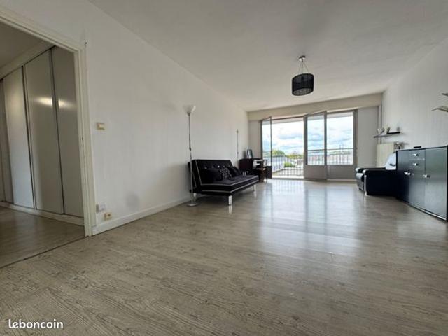 Appartement vente à Charleville-Mézières, Charleville-mézières