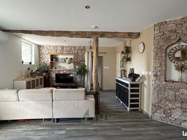 Appartement vente à Saint-cyr-de-favières