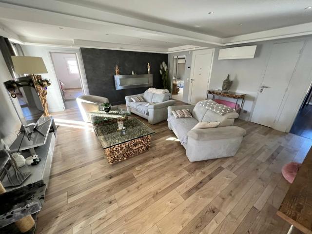 Appartement vente à France métropolitaine, La Trinité