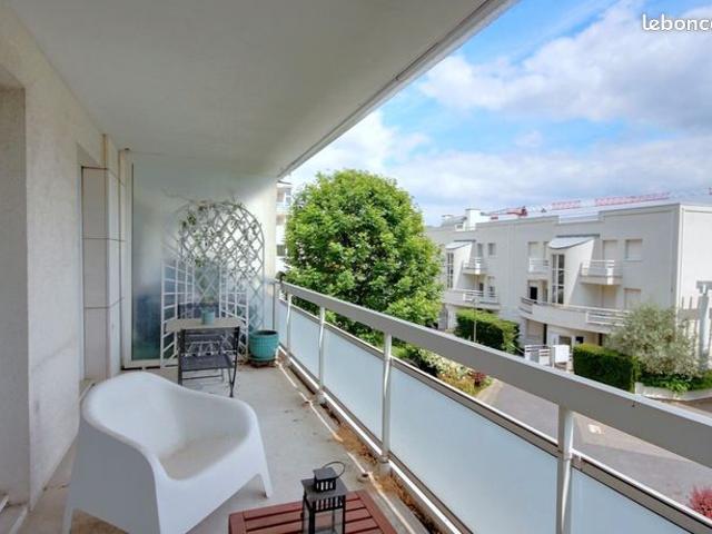 Appartement vente à Suresnes, Quartier Écluse-Belvédère