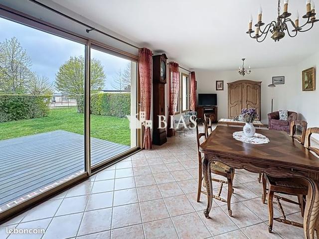 Appartement vente à Bernay, Bourg-achard