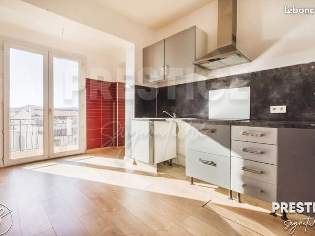 Appartement vente à Arrondissement de Toulon, Le Lavandou
