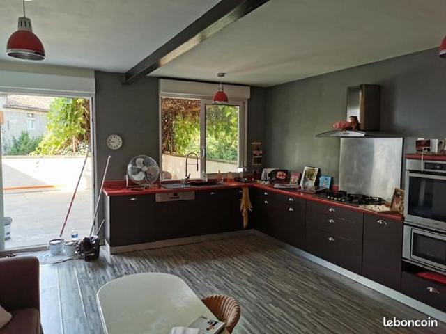 Appartement vente à Villeneuve-de-Berg, Ardèche