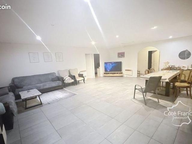 Appartement vente à Saint-Michel, Charente